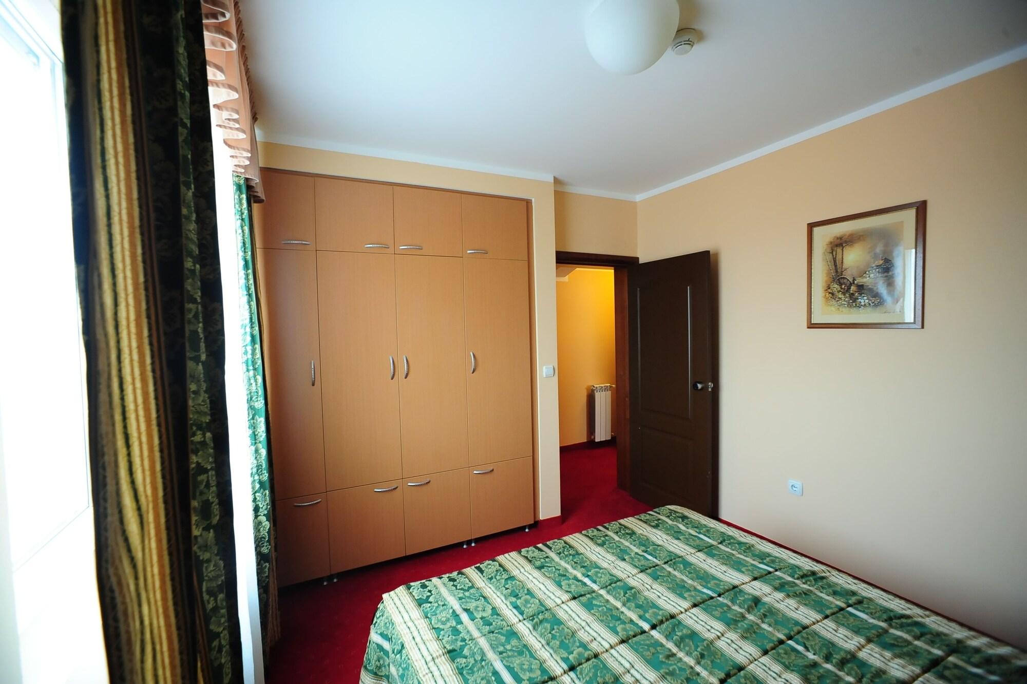 Hotel Elegance Belgrado Exterior foto