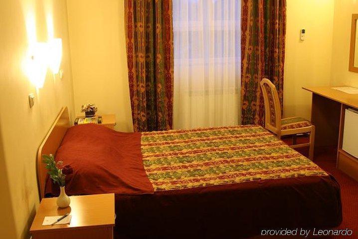 Hotel Elegance Belgrado Habitación foto