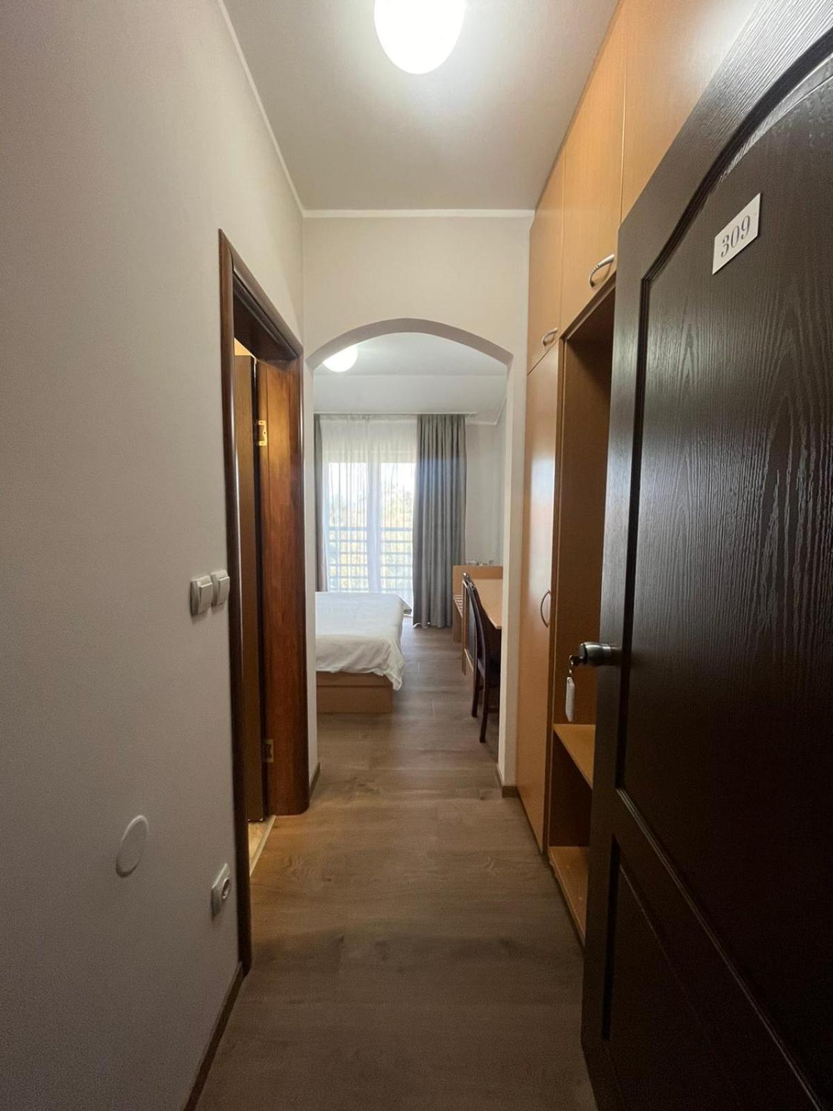 Hotel Elegance Belgrado Exterior foto