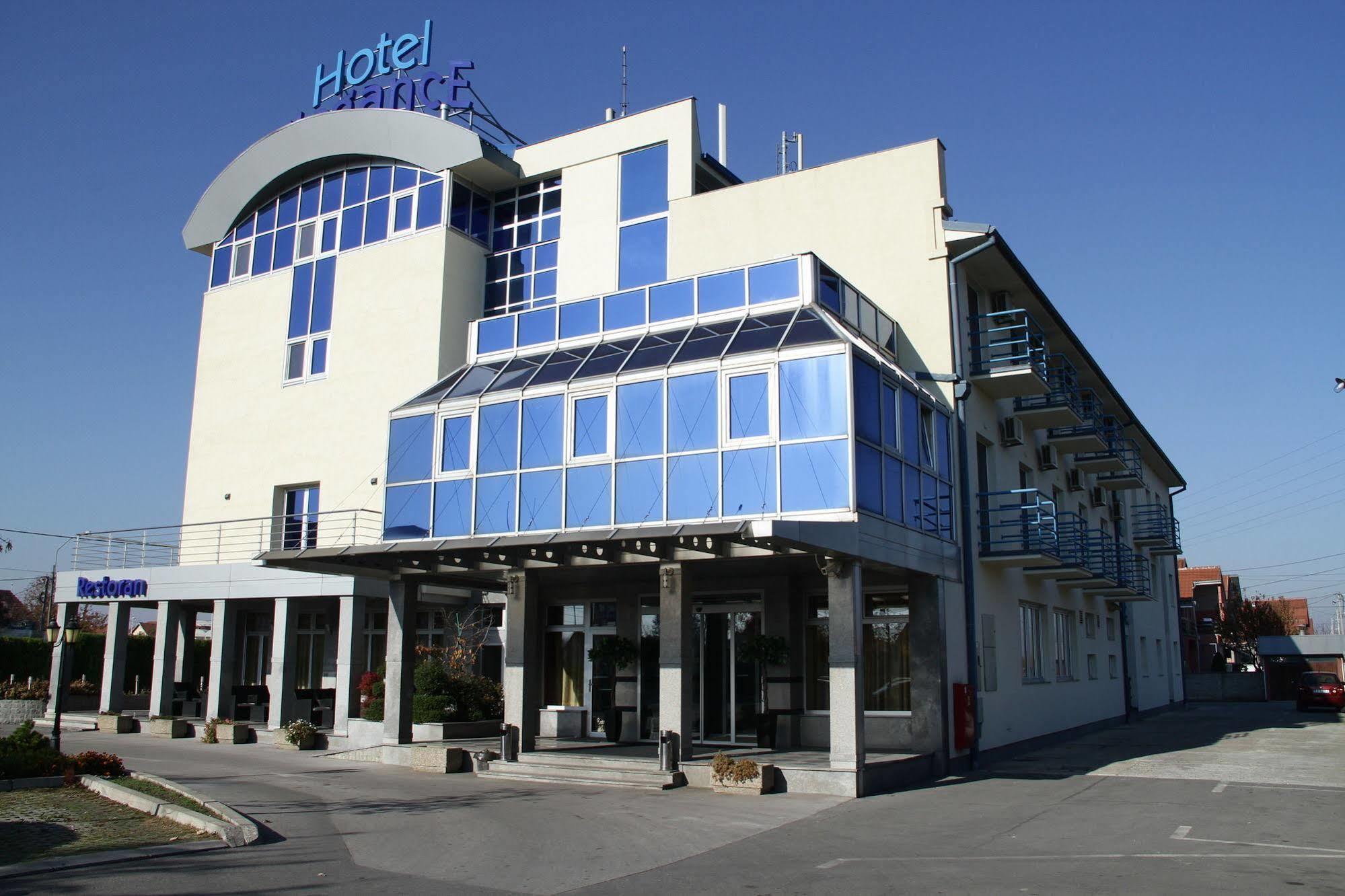 Hotel Elegance Belgrado Exterior foto