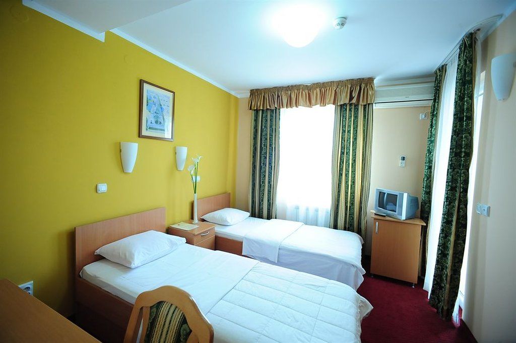 Hotel Elegance Belgrado Exterior foto